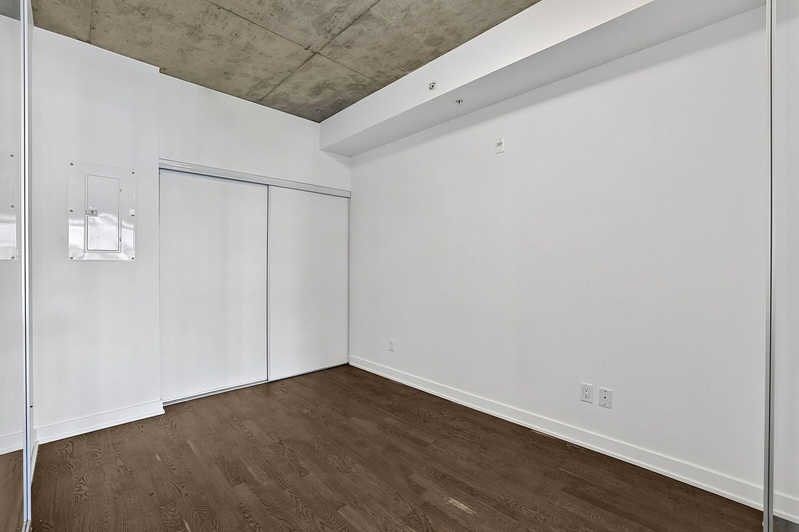 109 Ossington Avenue photo 18