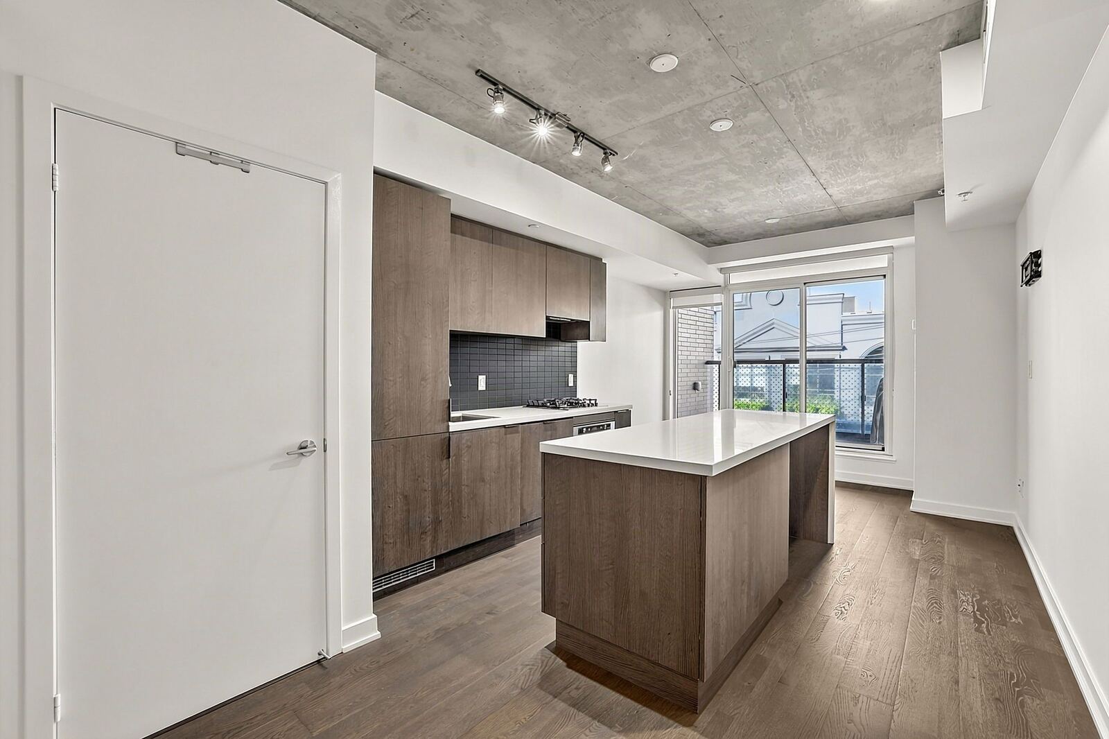 109 Ossington Avenue photo 26