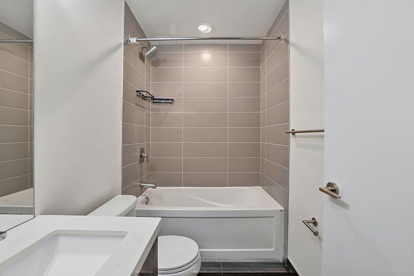 109 Ossington Avenue photo 41