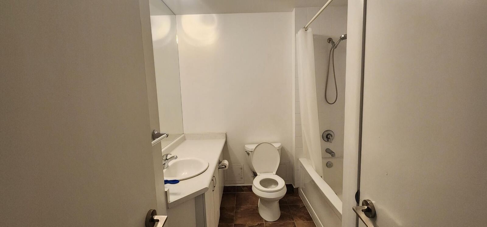 215 Fort York Blvd Boulevard photo 7