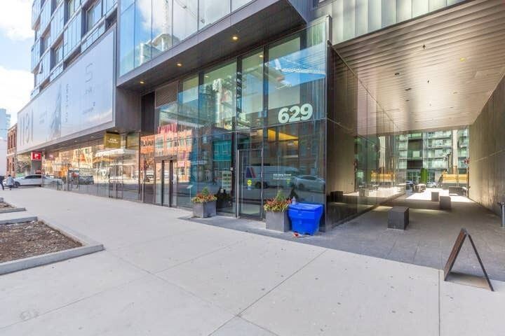 629 King Street W photo 5