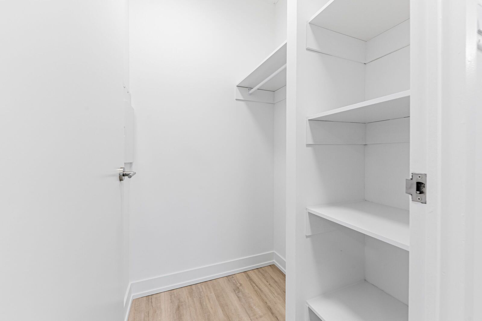 191 Sherbourne Street photo 7