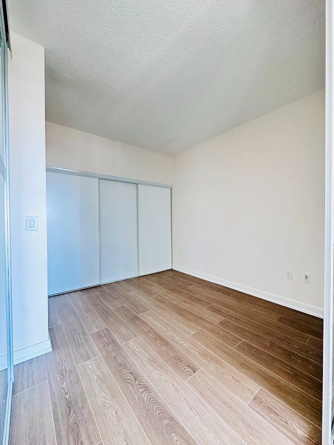 38 Dan Leckie Way photo 2