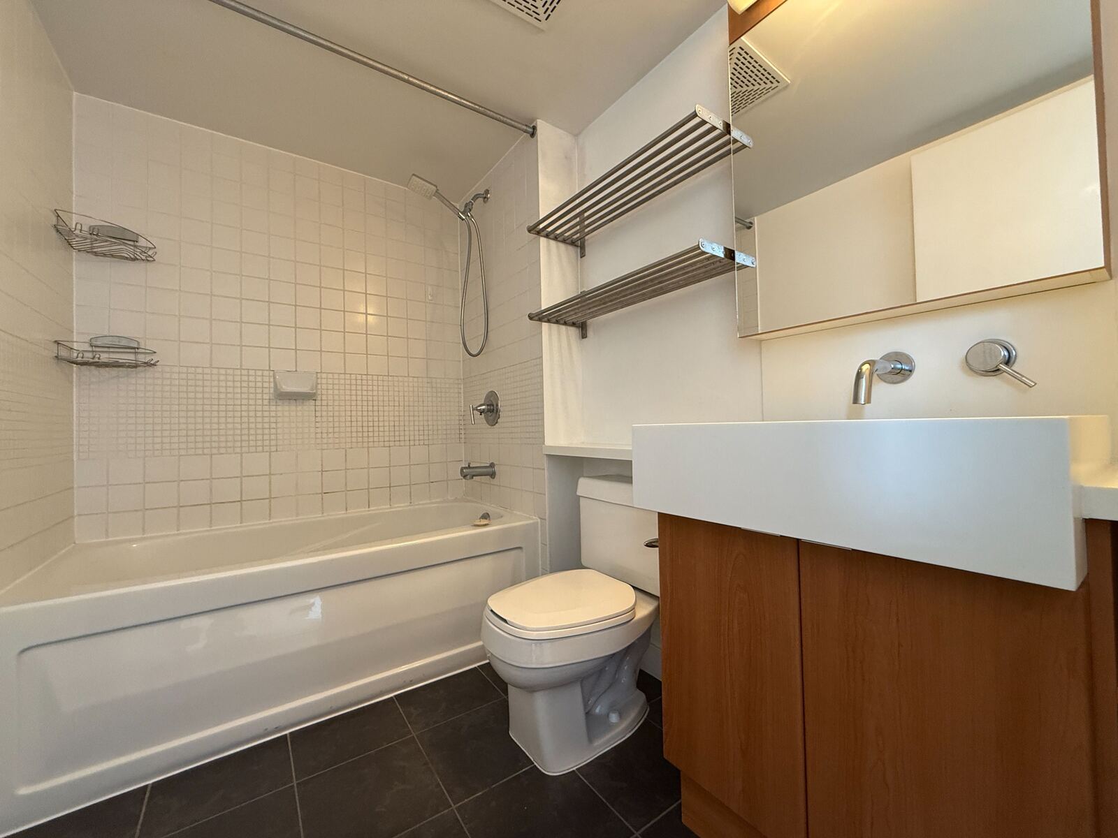 11 Brunel Court photo 26