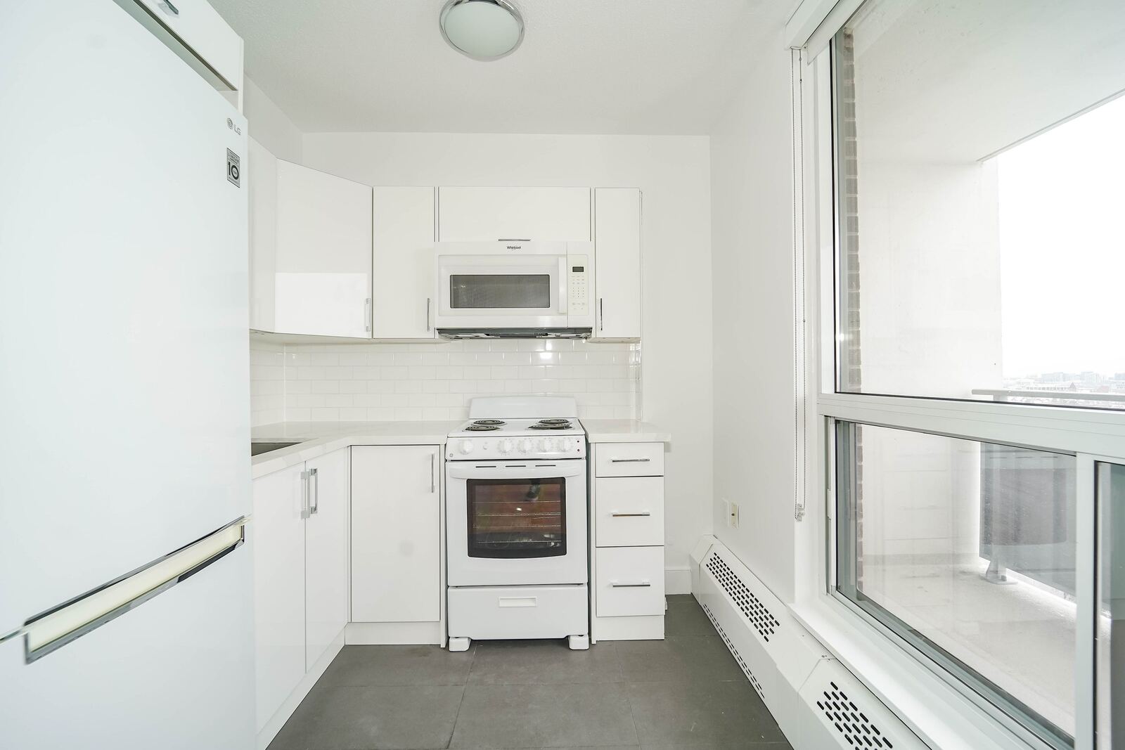666 Spadina Avenue photo 3