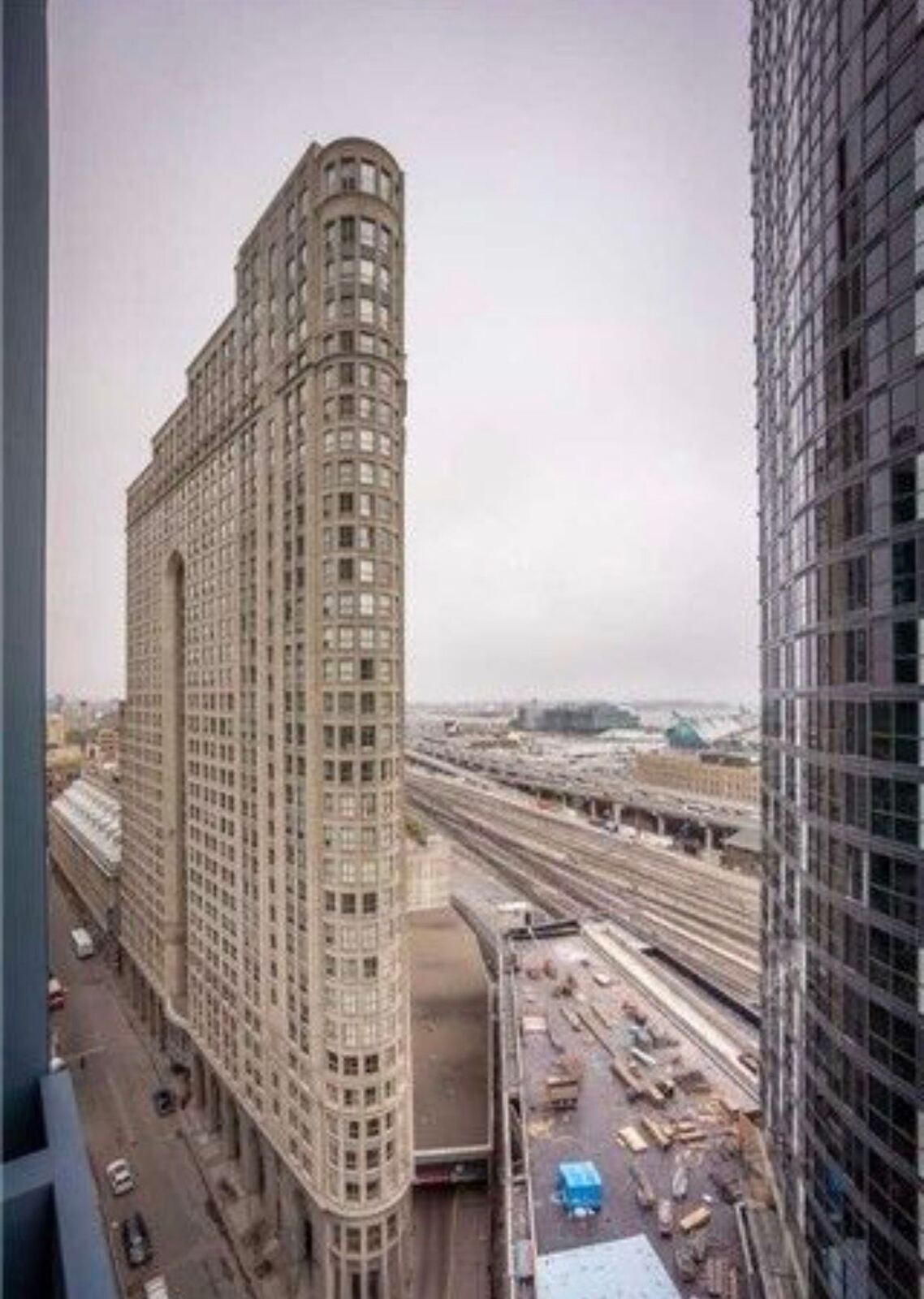8 The Esplanade Avenue photo 8