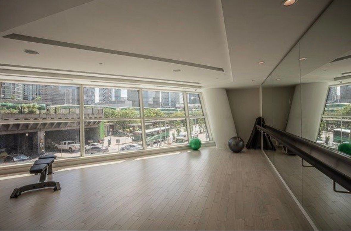 8 The Esplanade Avenue photo 15