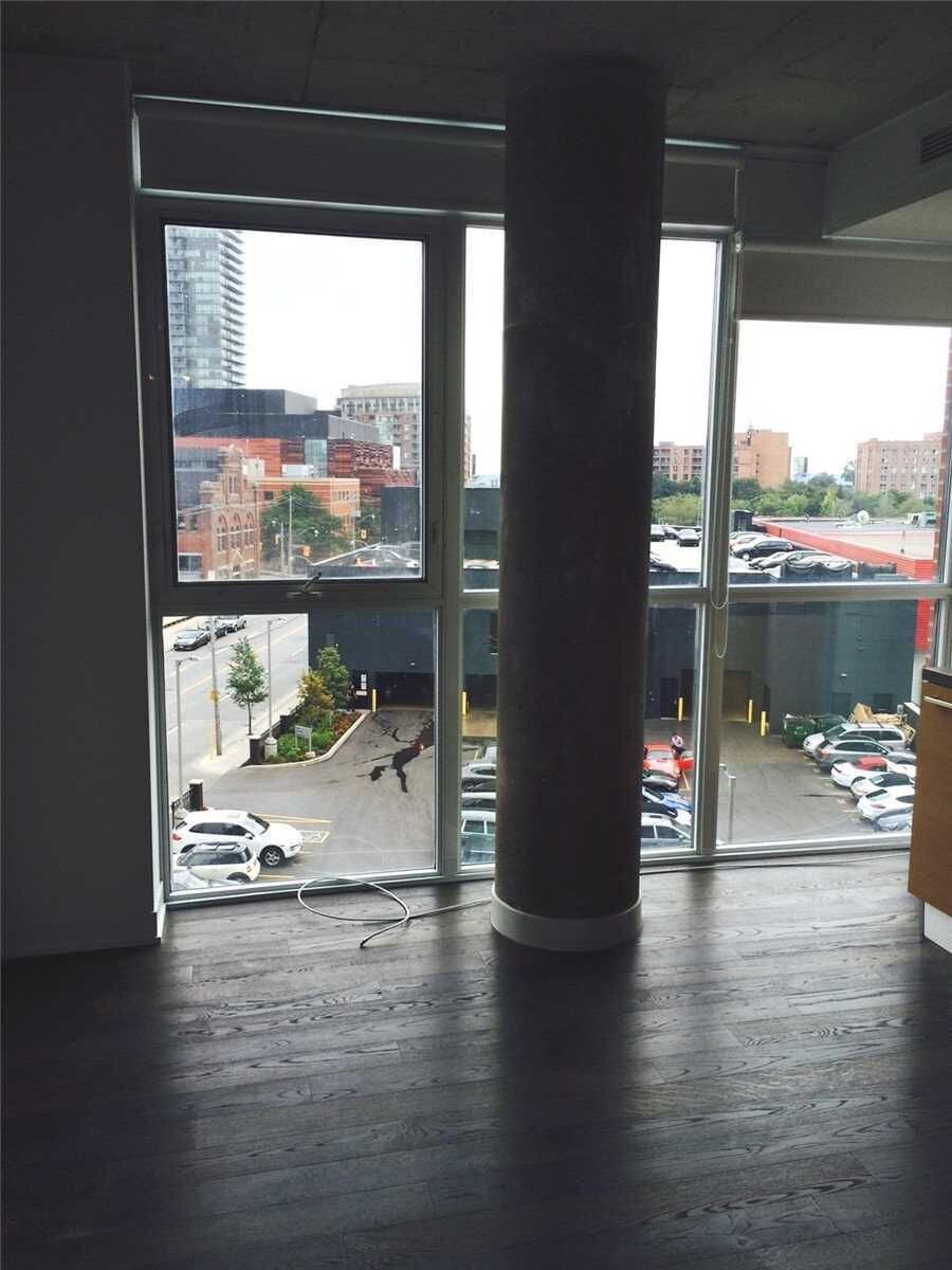 318 King Street E photo 4