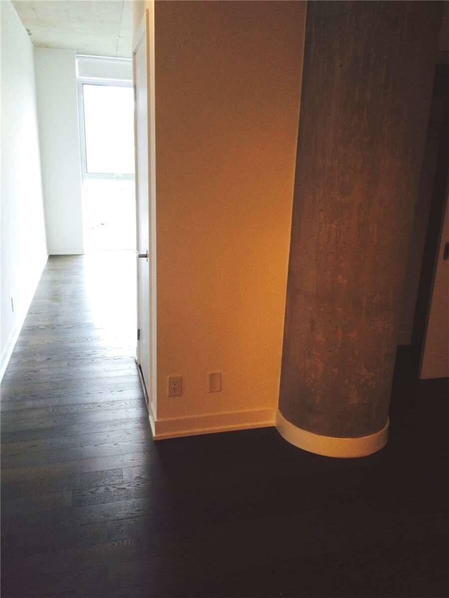 318 King Street E photo 13