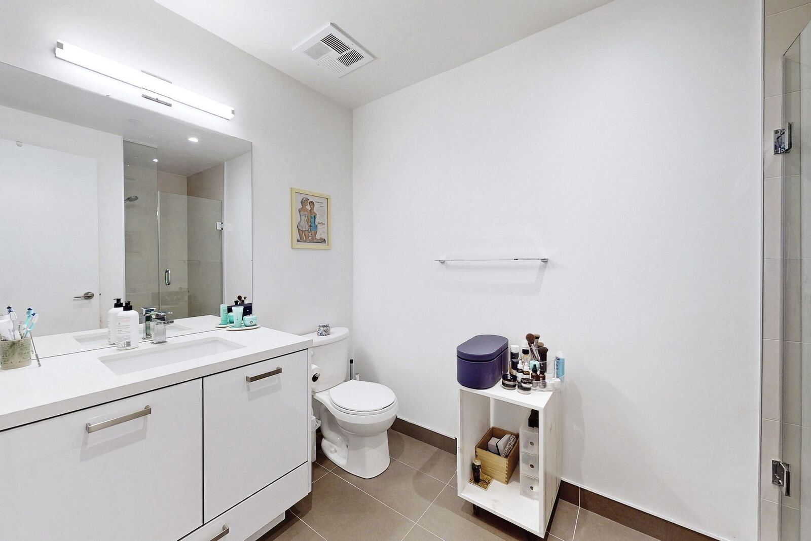 608 Richmond Street W photo 27