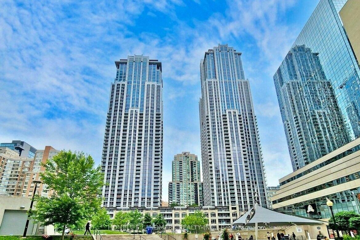 763 Bay Street photo 6