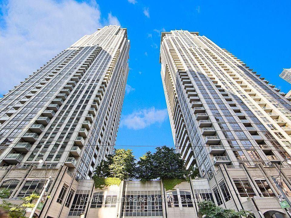 763 Bay Street photo 12
