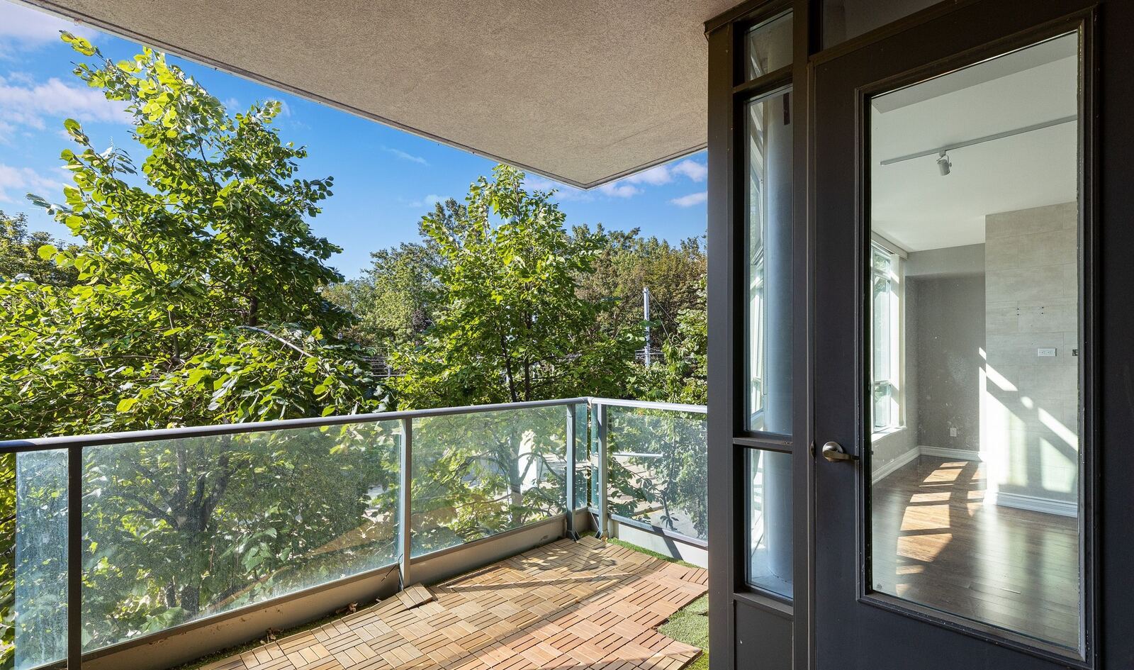 215 Fort York Boulevard photo 4