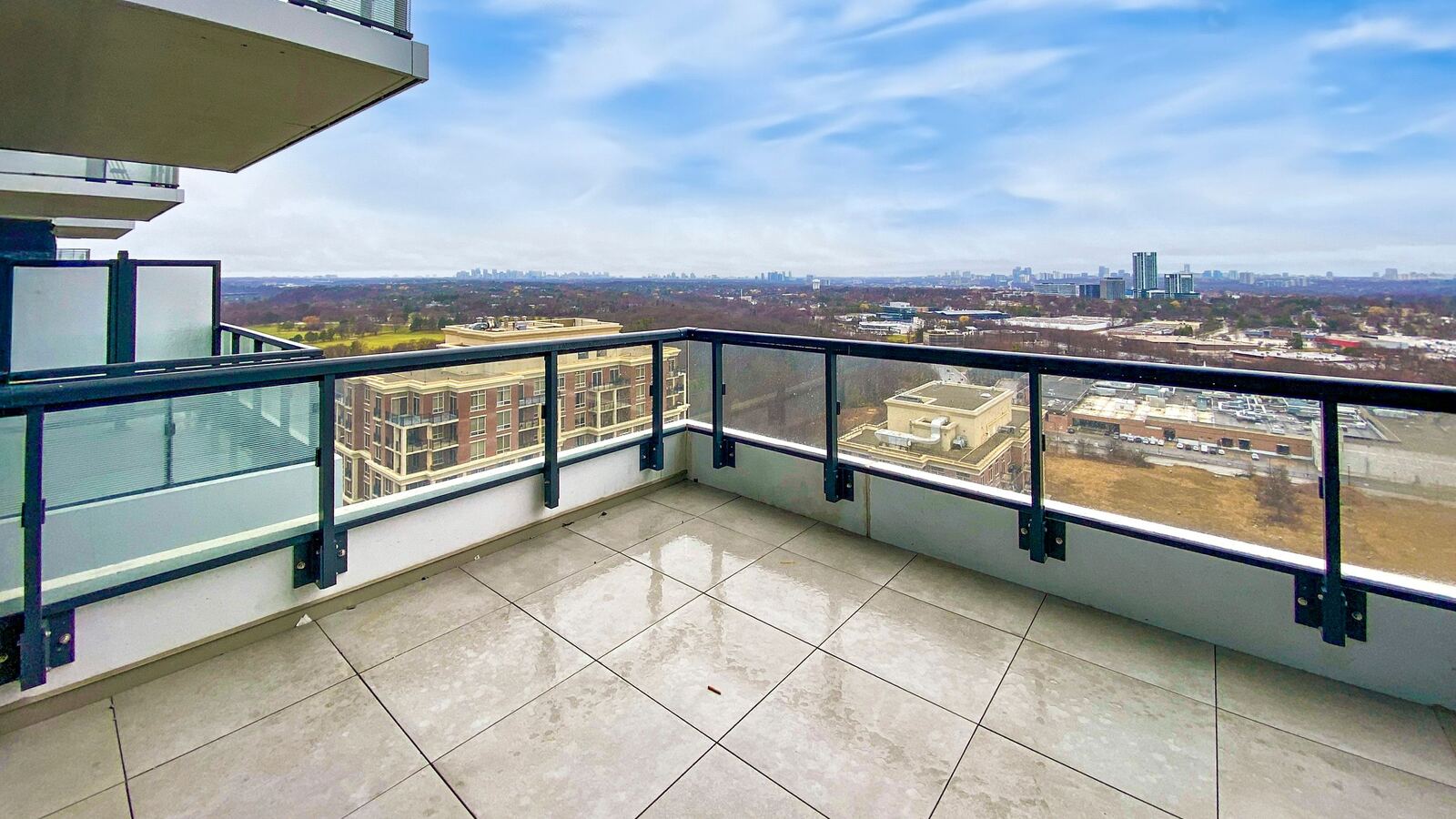 20 Inn On The Park Drive photo 22
