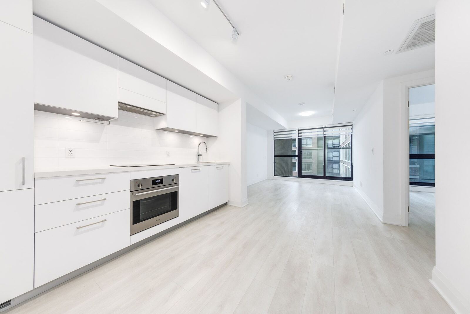 33 Frederick Todd Way photo 2