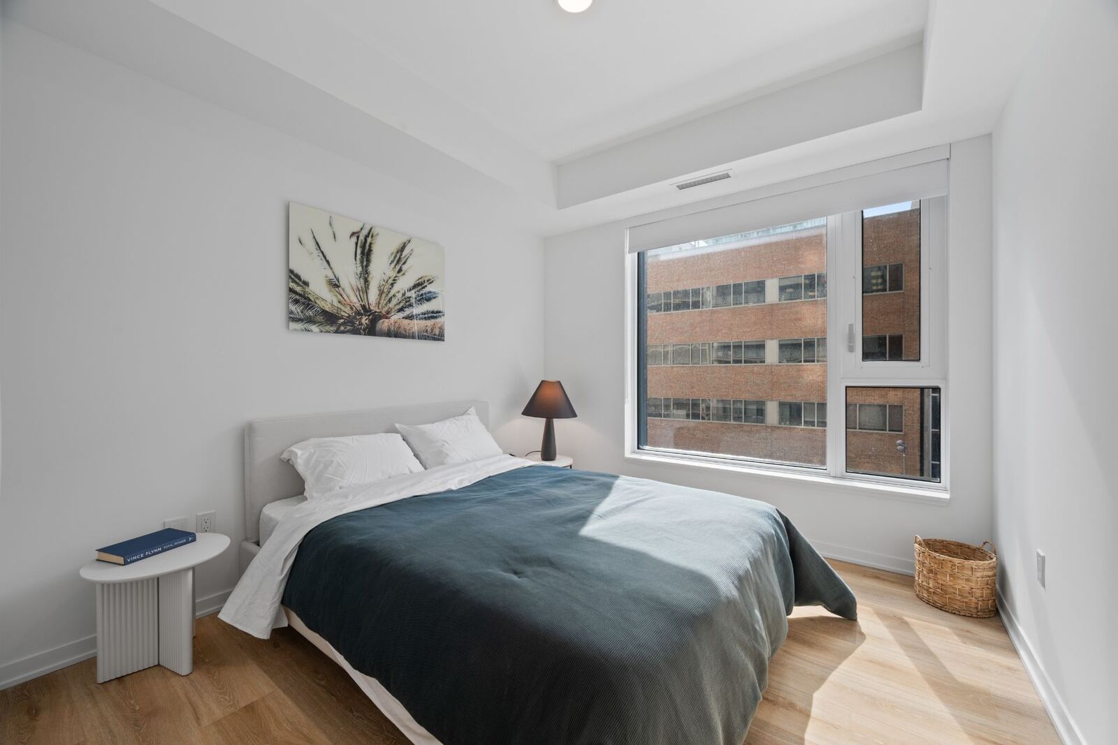 101 Roehampton Avenue photo 5
