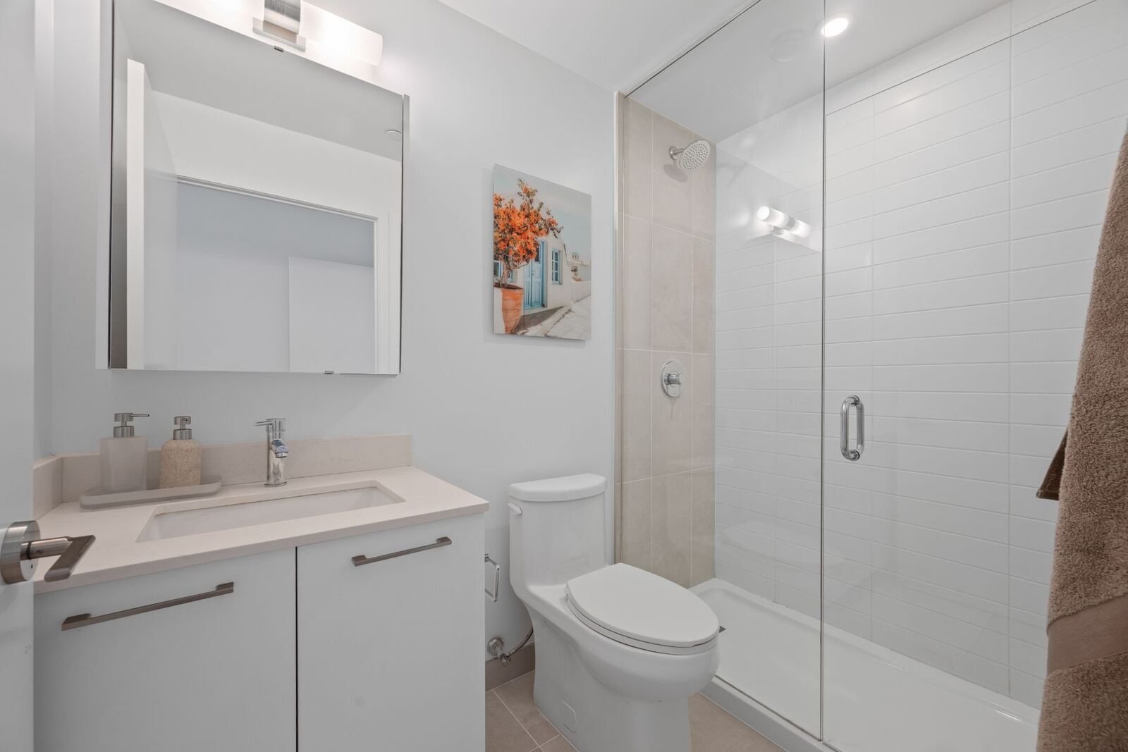 101 Roehampton Avenue photo 12