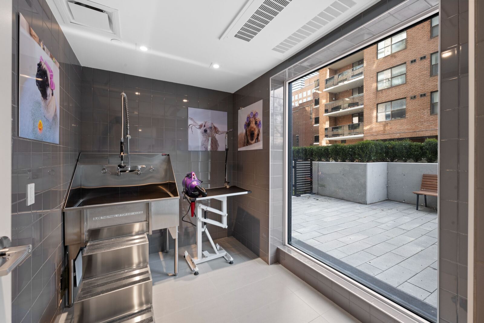 101 Roehampton Avenue photo 33