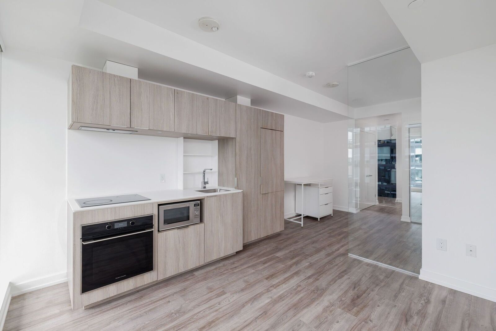 77 Shuter Street PH09 photo 2