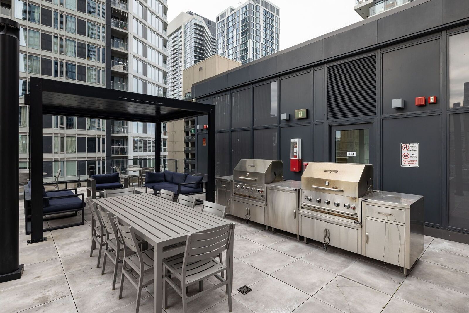 77 Shuter Street PH09 photo 18