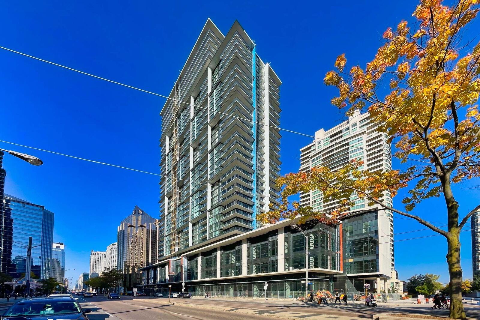 4955 Yonge Street photo 6