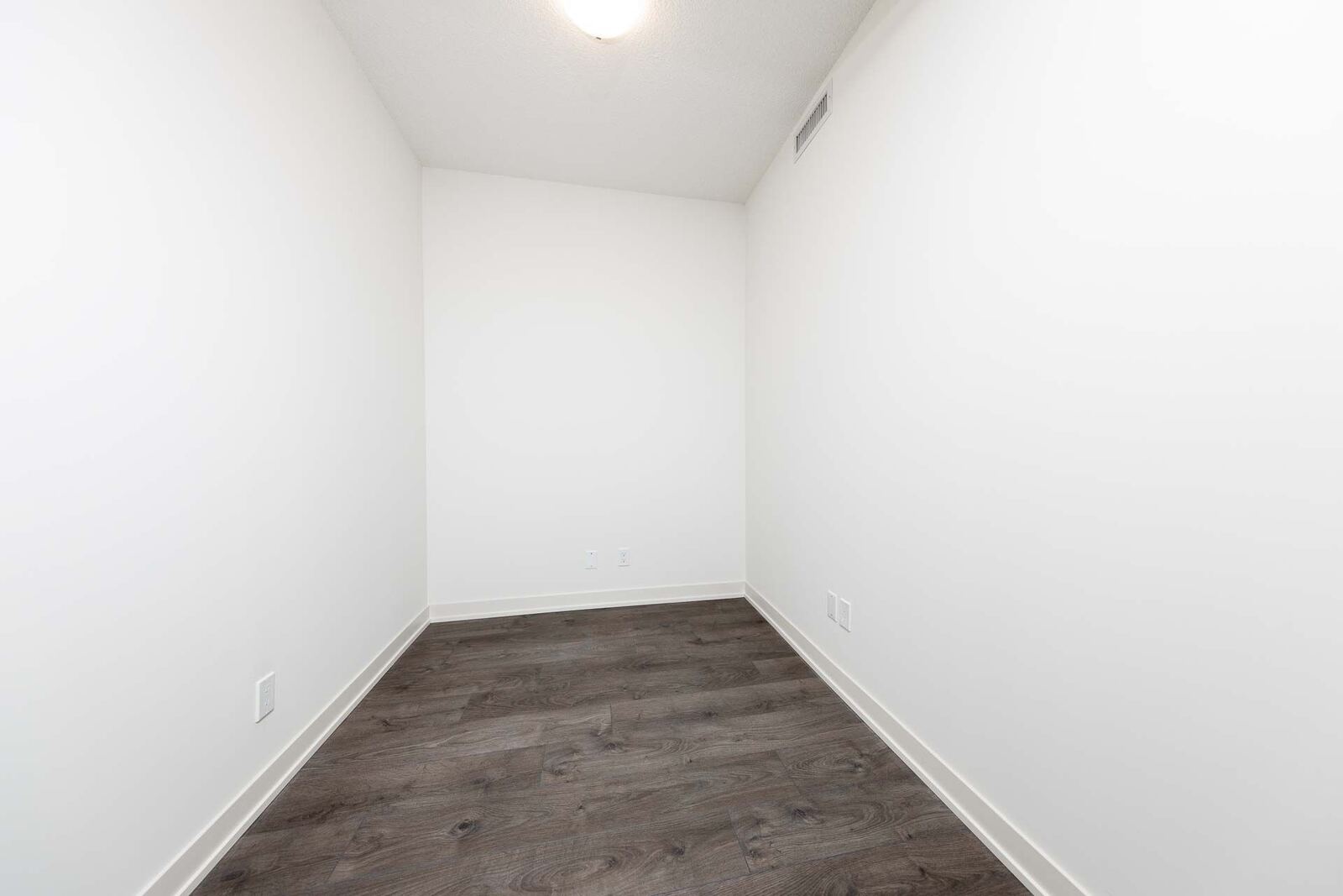 4955 Yonge Street photo 9
