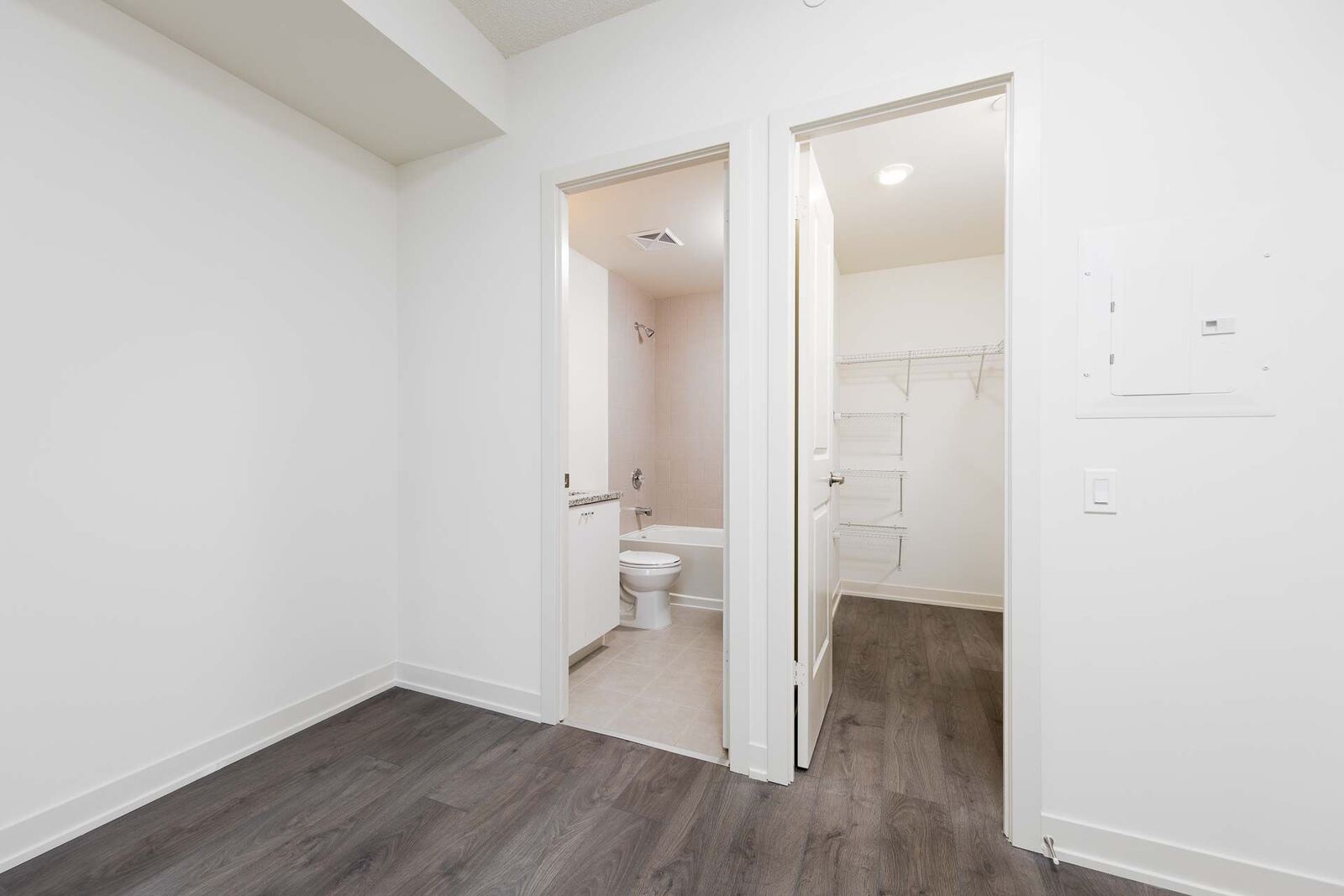 4955 Yonge Street photo 24