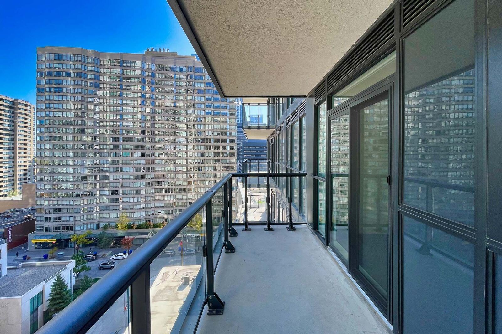 4955 Yonge Street photo 27