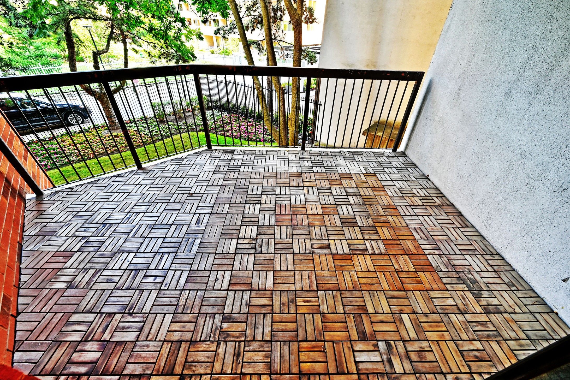 77 Maitland Place photo 41