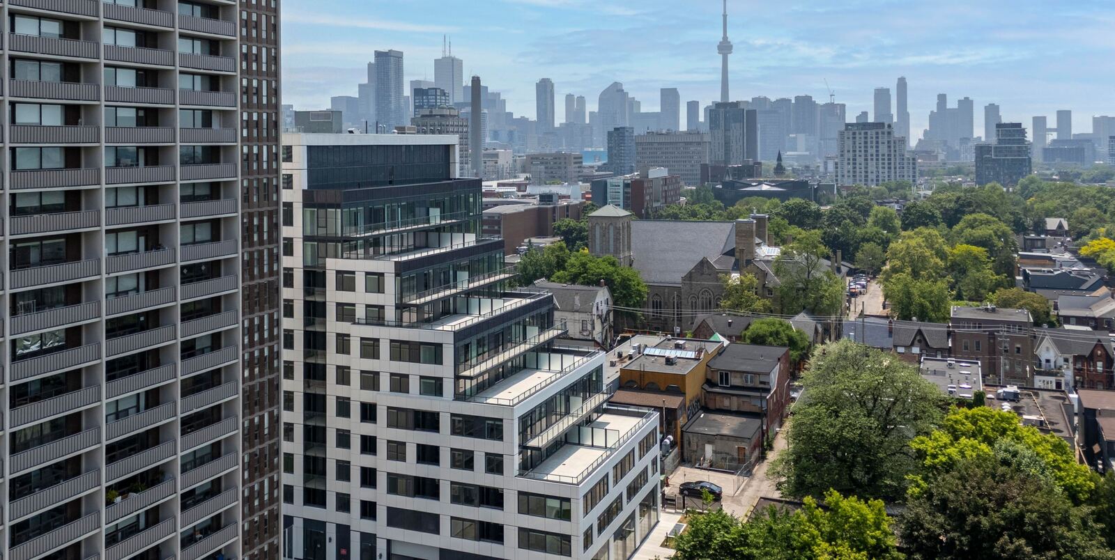 664 Spadina Avenue photo 10