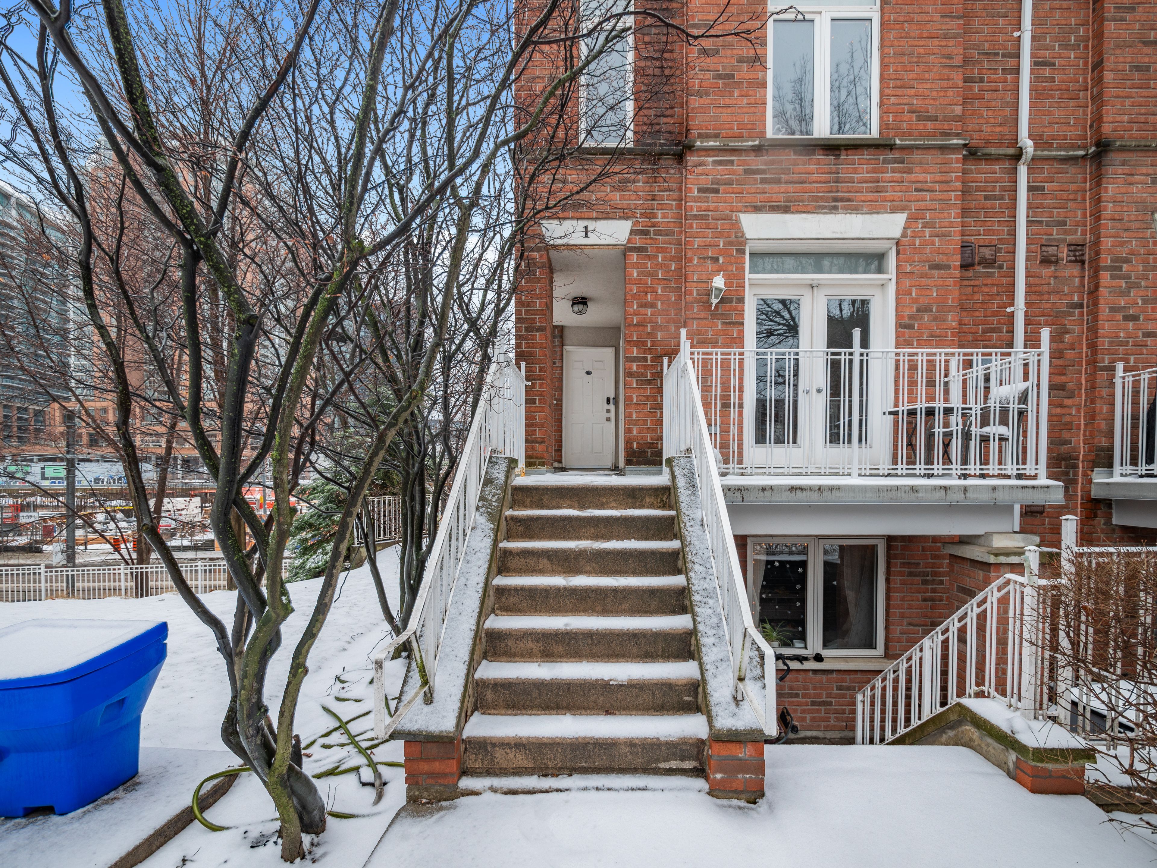 1 Sudbury Street photo 3