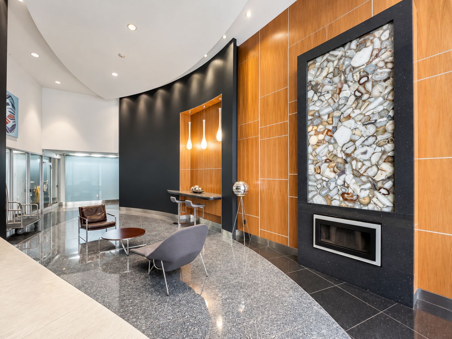 38 Dan Leckie Way photo 2