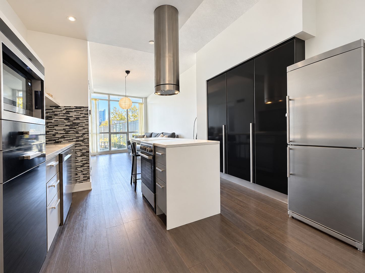 38 Dan Leckie Way photo 6