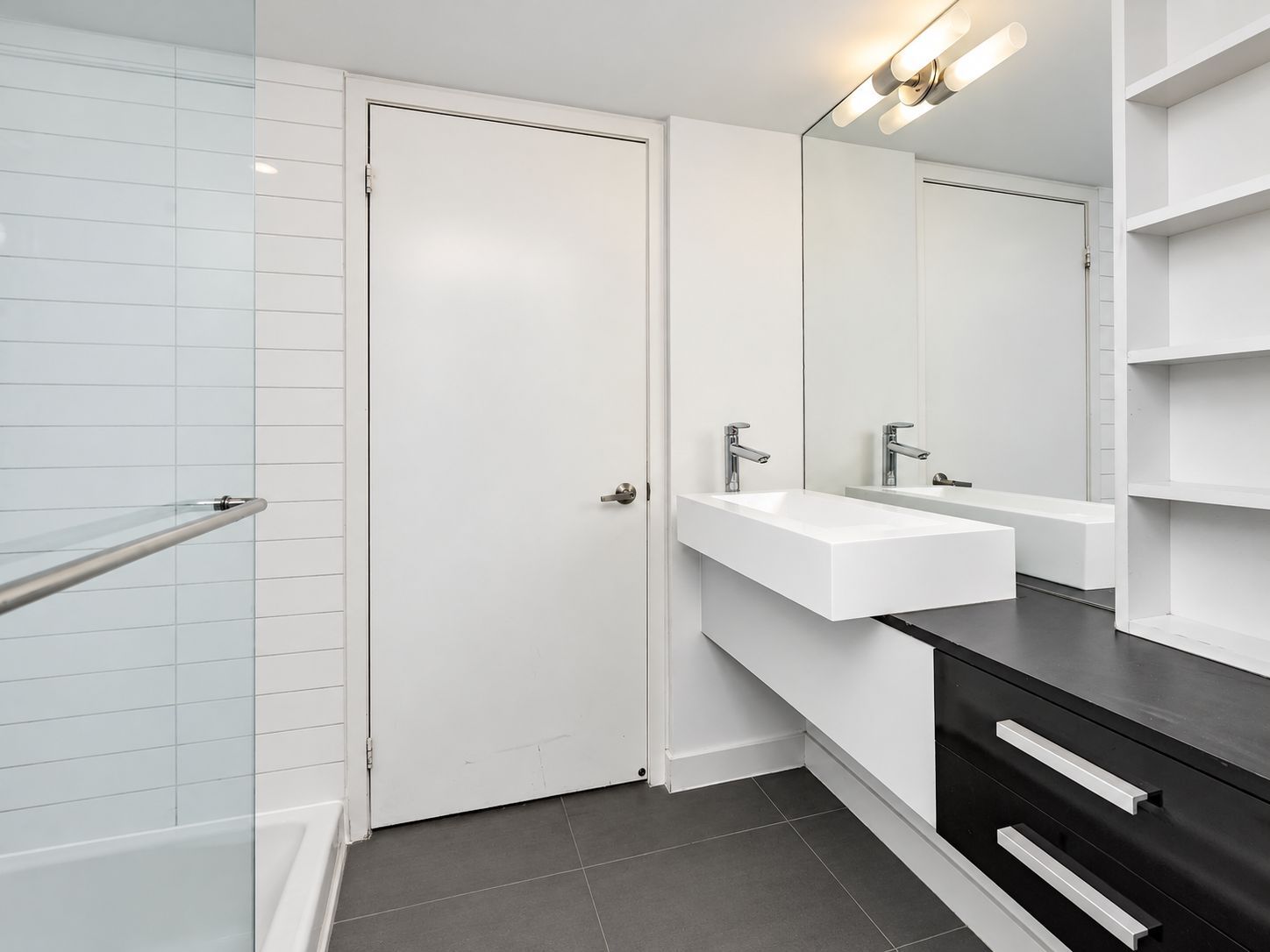 38 Dan Leckie Way photo 13