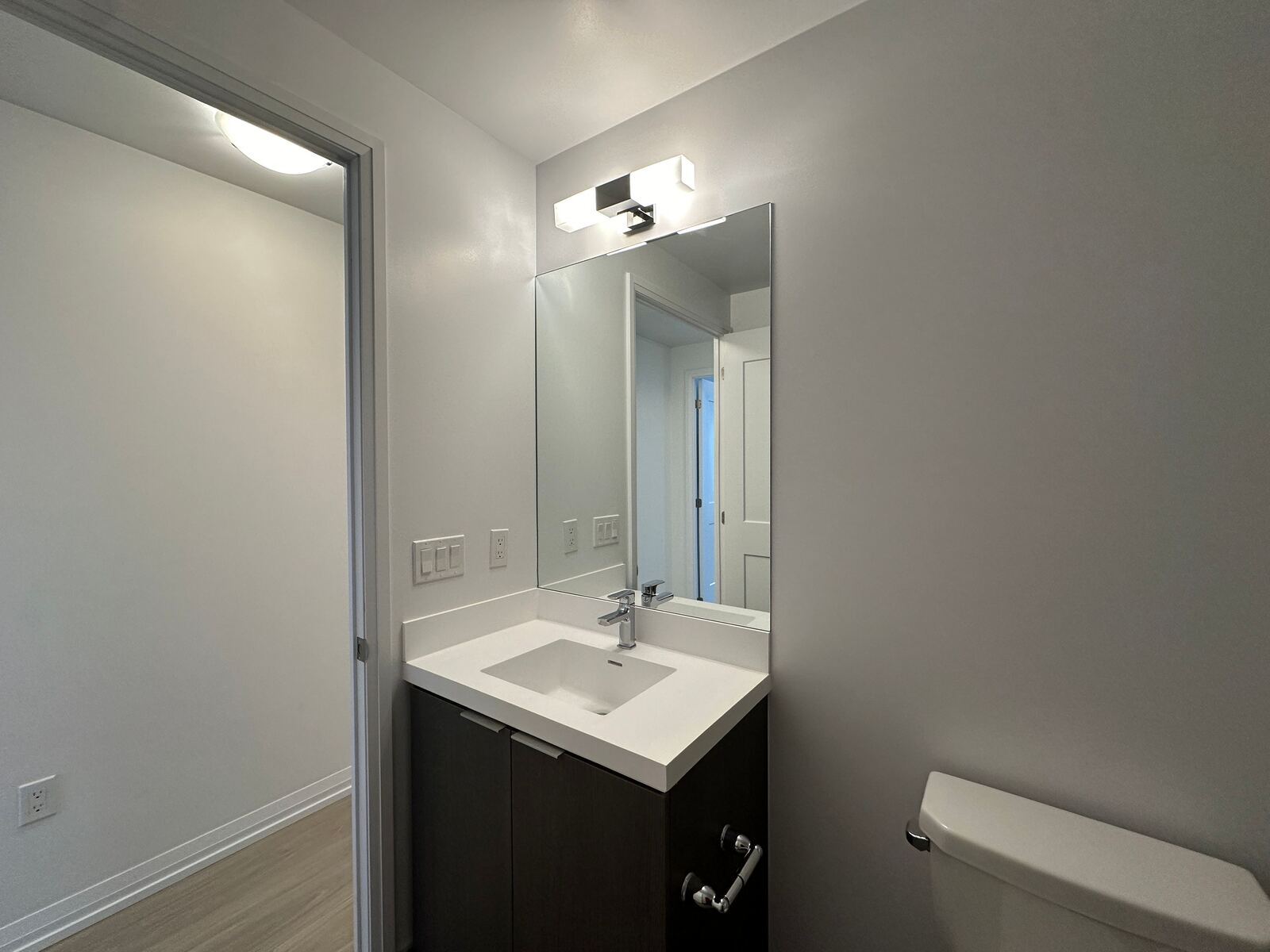 25 Holly Street photo 5