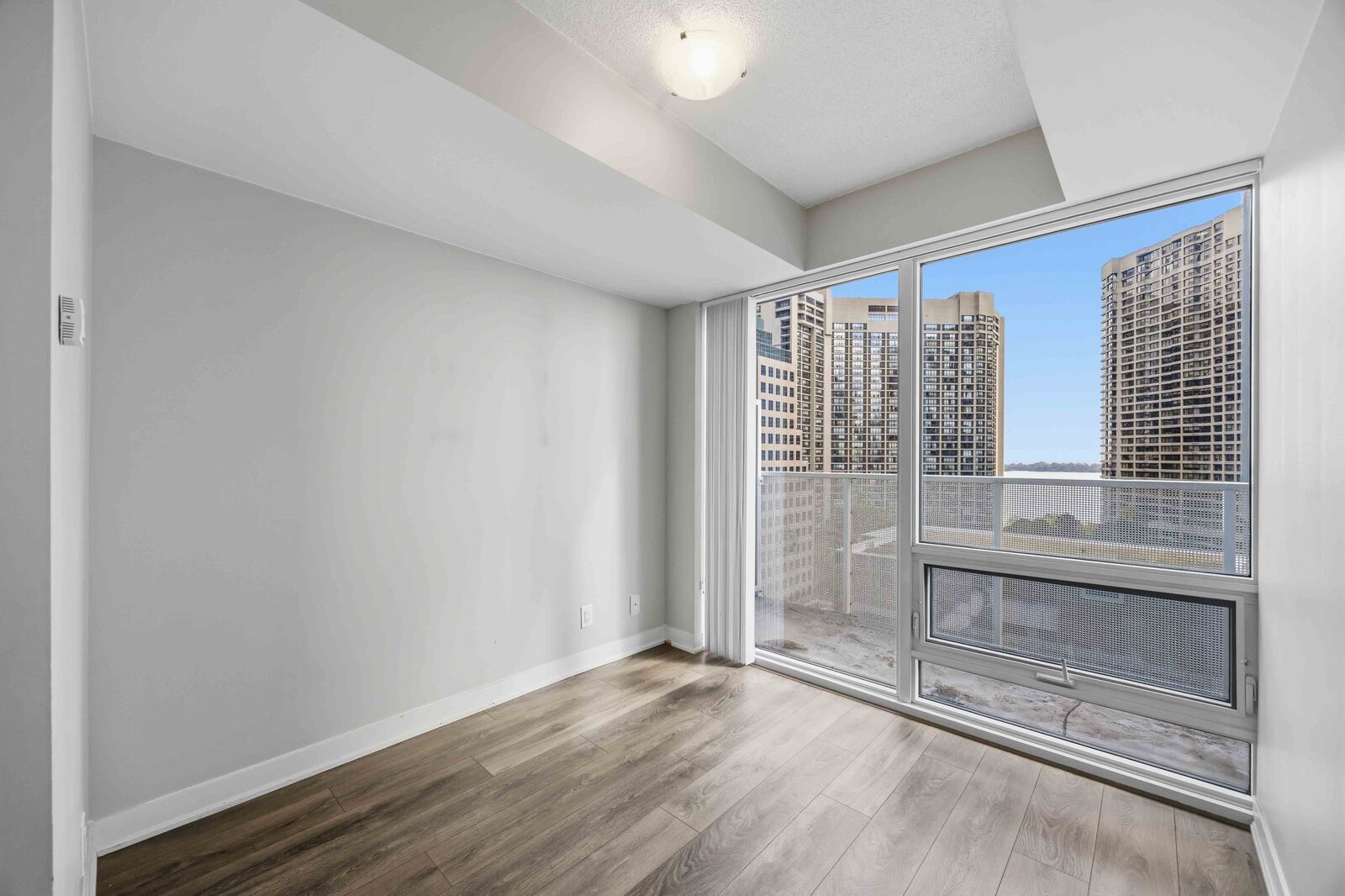 88 Harbour Street photo 5