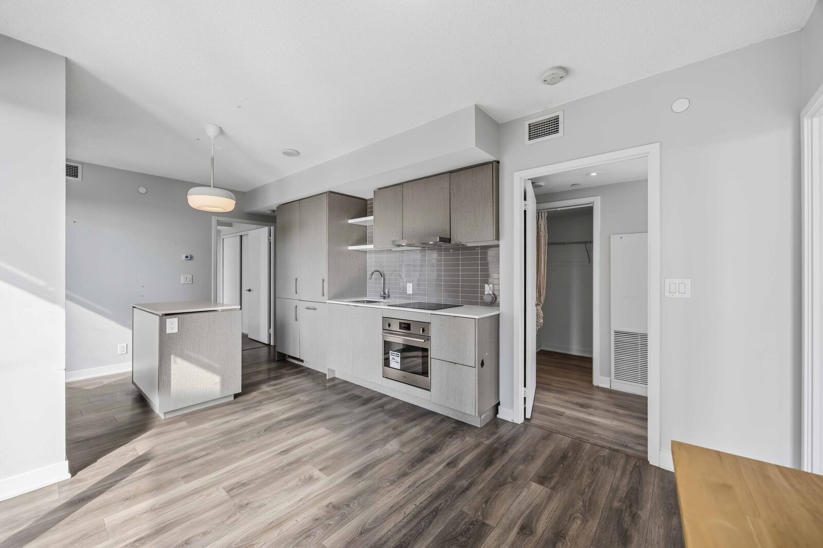 88 Harbour Street photo 10