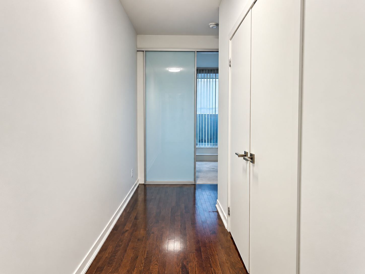 770 Bay Street photo 10