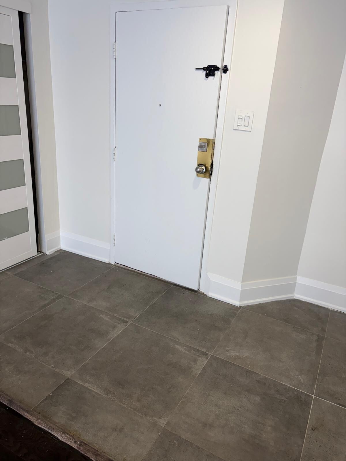 1701 Mccowan Road photo 2