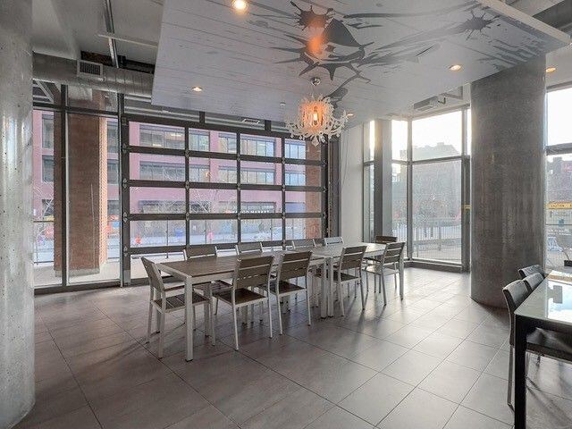 150 East Liberty Street photo 55