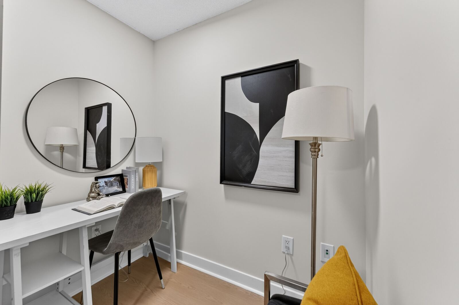10 Capreol Court photo 5