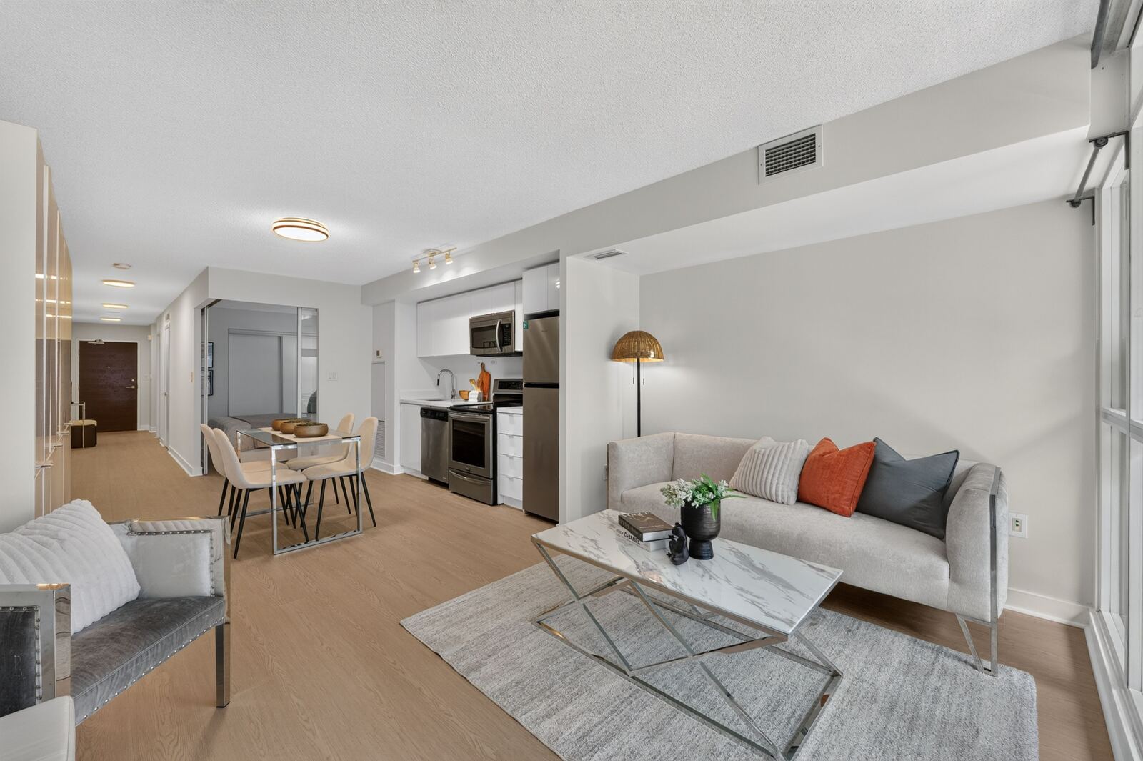 10 Capreol Court photo 15