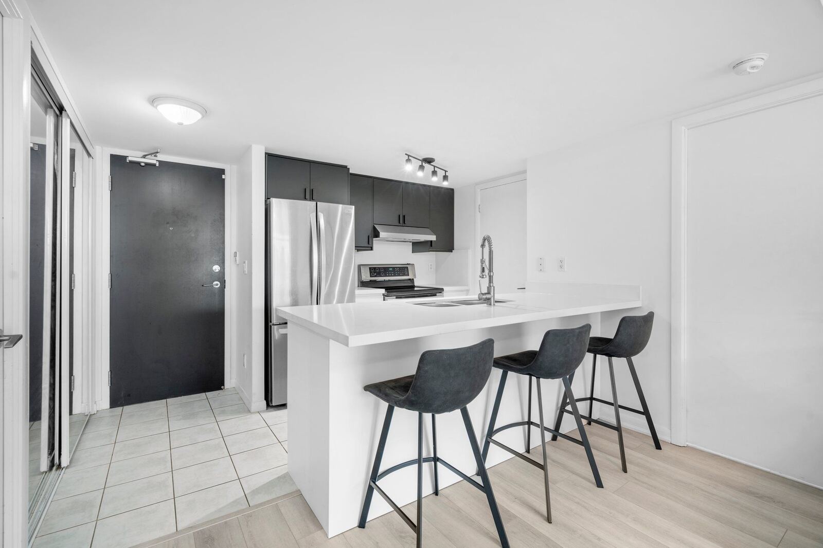 231 Fort York Boulevard photo 10
