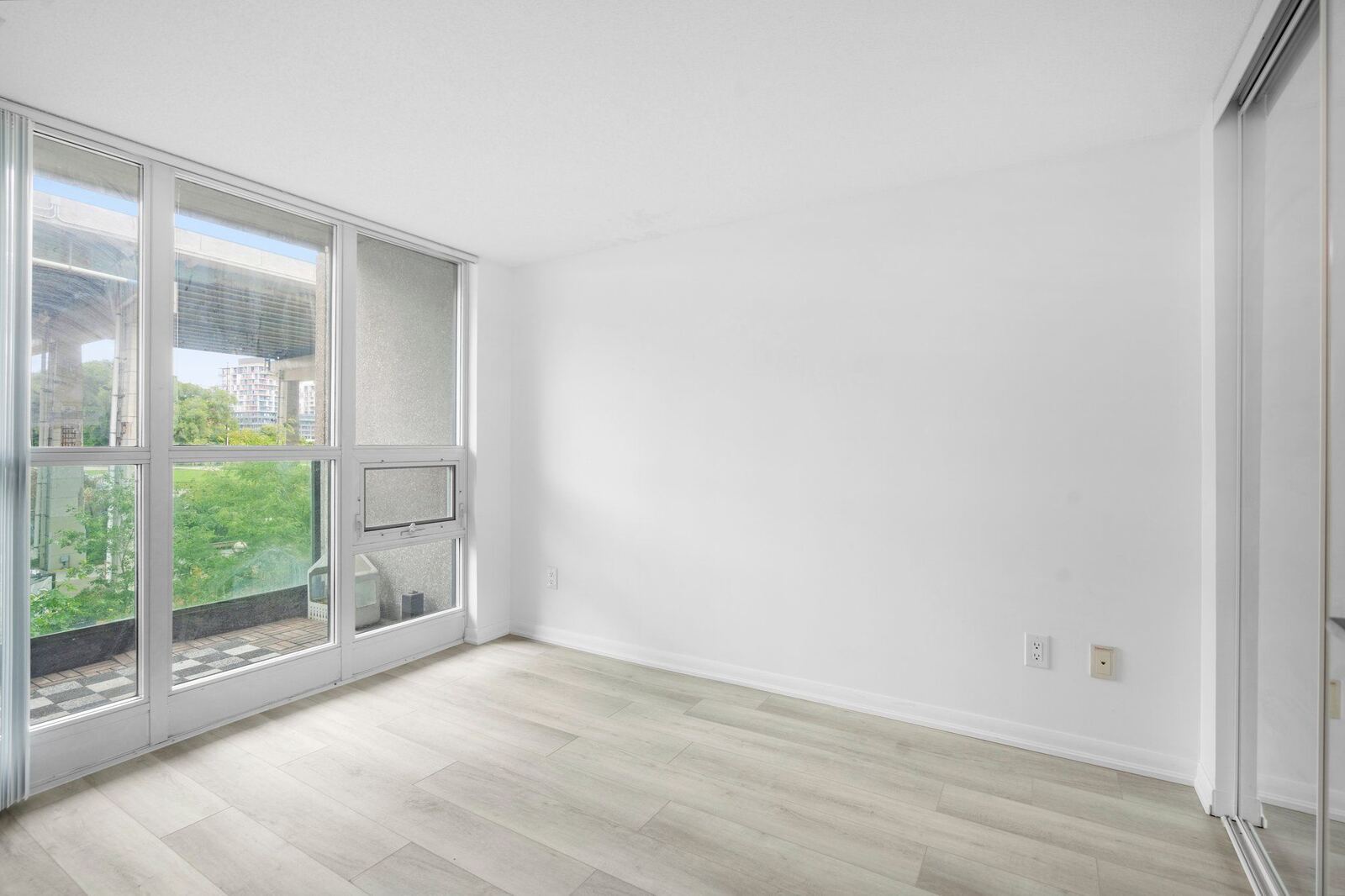 231 Fort York Boulevard photo 24
