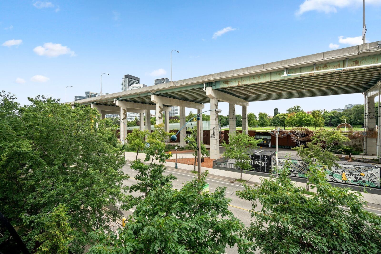 231 Fort York Boulevard photo 35