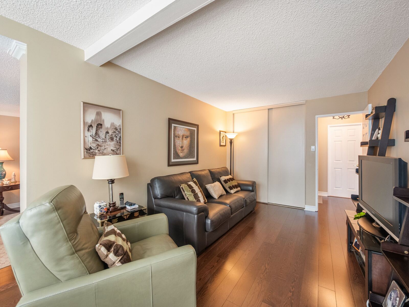 131 Beecroft Road photo 26