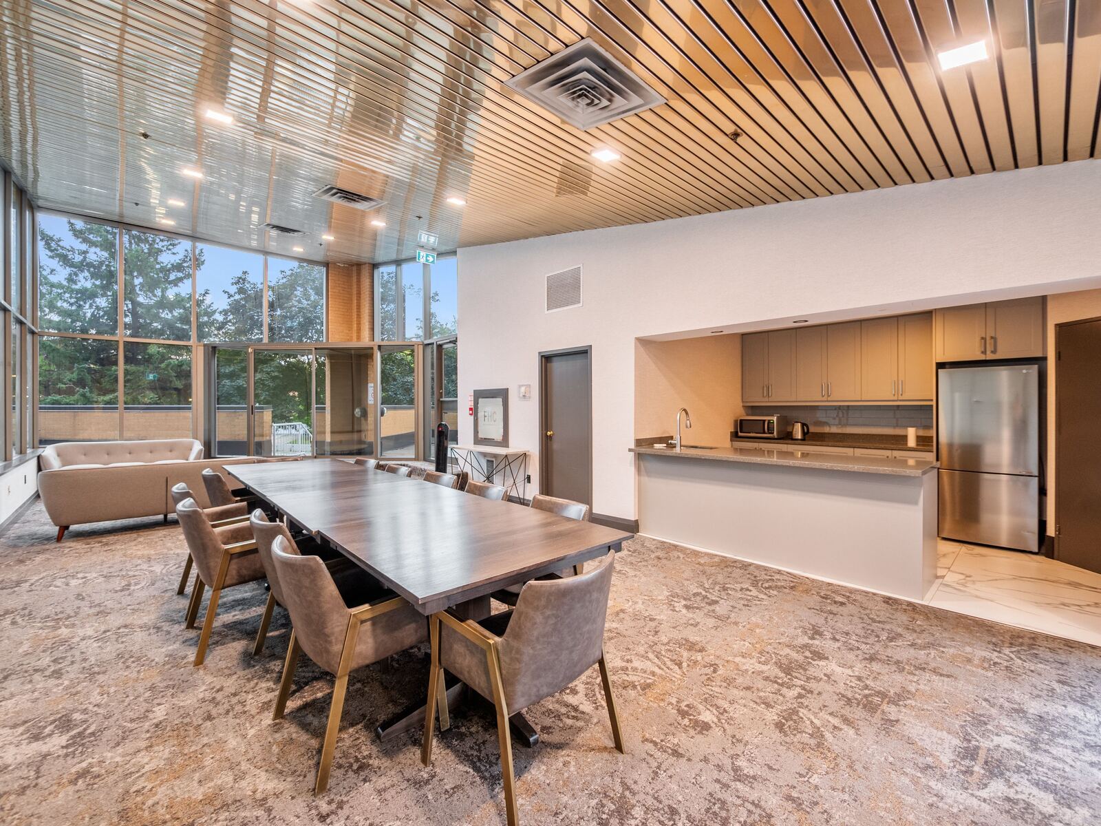 131 Beecroft Road photo 36