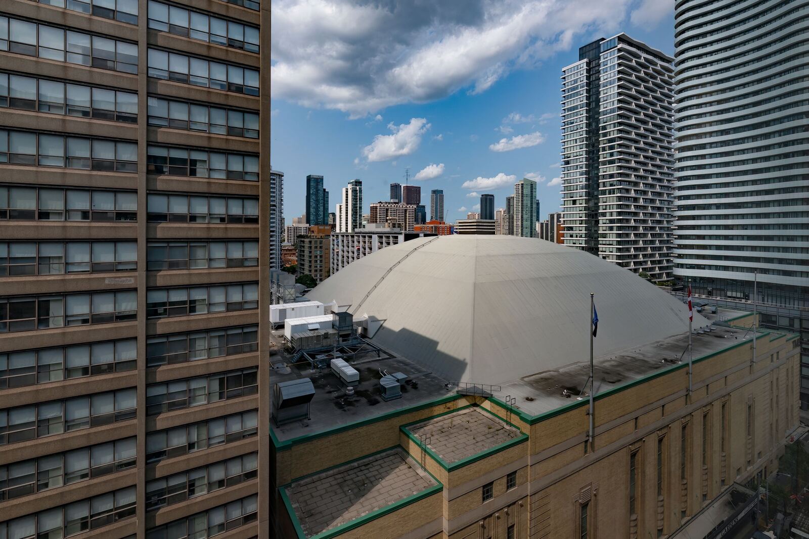 45 Carlton Street photo 23