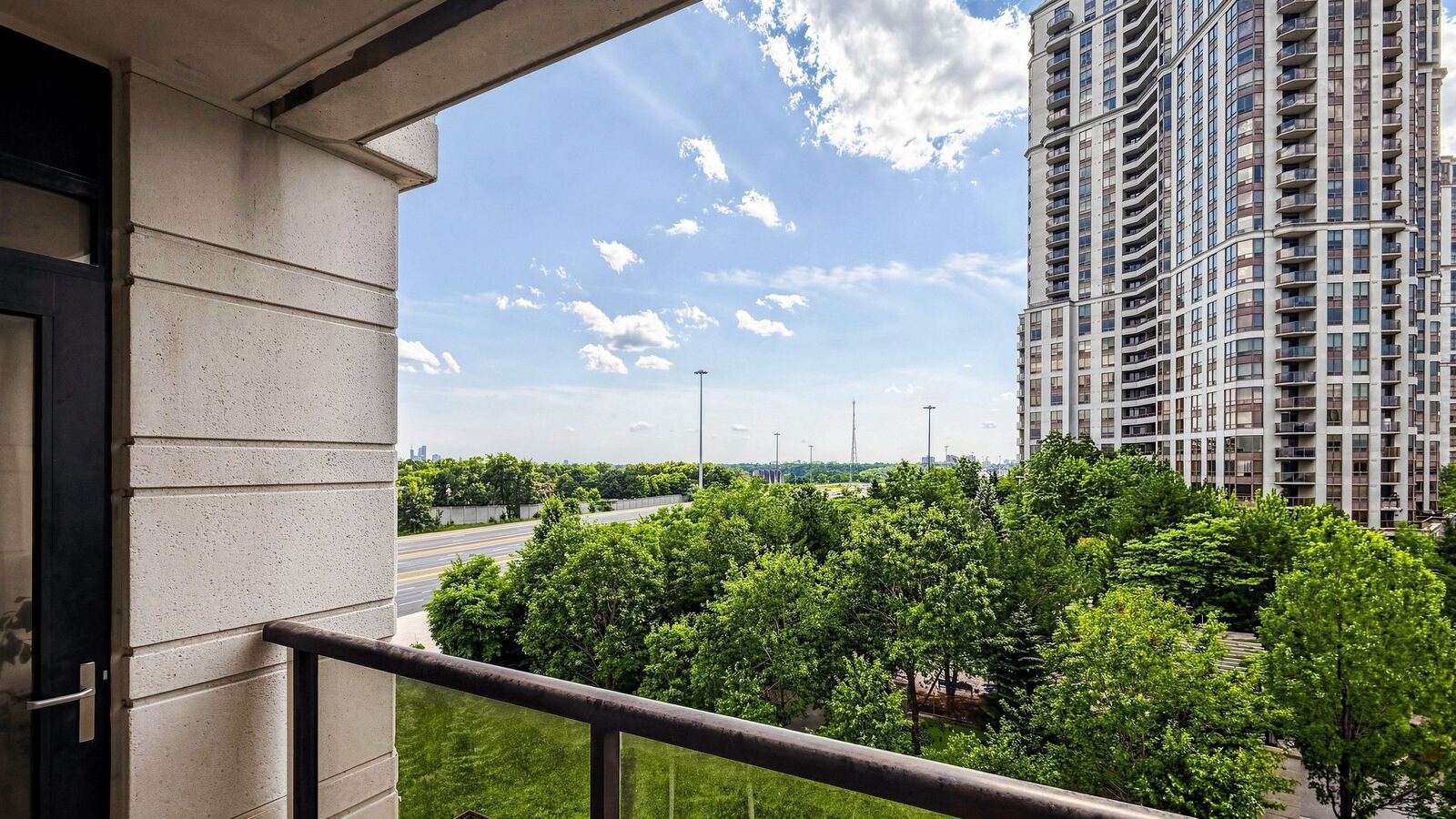 100 Harrison Garden Boulevard photo 37