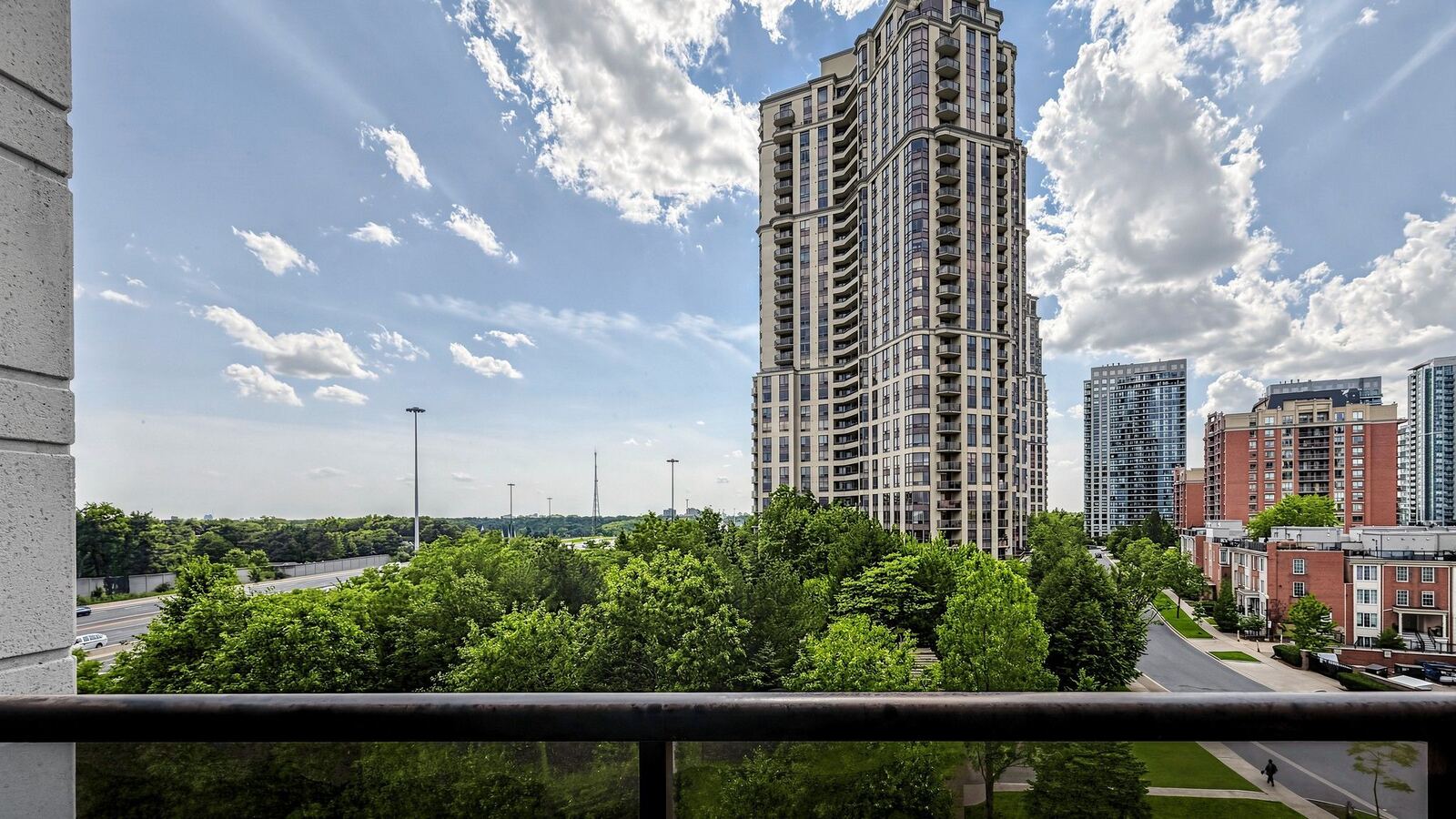 100 Harrison Garden Boulevard photo 38